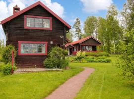 Beautiful Home In Leksand With Wifi, semesterhus i Leksand