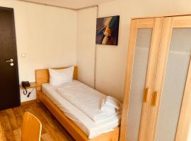 Stay Inn Central Station, Bed & Breakfast in Frankfurt am Main