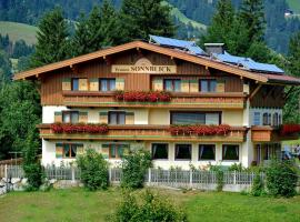 Pension Sonnblick, guest house sa Westendorf