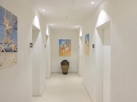 Casa via Pascoli, homestay in Arzachena