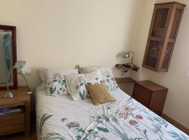 Apartamento Av del muelle Tapia de Casariego, hotel in Tapia de Casariego