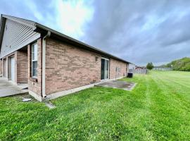 Lovely remodeled 2 bedroom in Middletown, Ohio, rumah percutian di Middletown