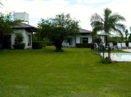 Cabañas El Origen, hotel in Colón