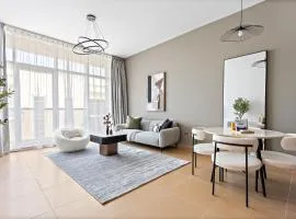 Silkhaus Elite 1BDR Next to Golf Course & Club