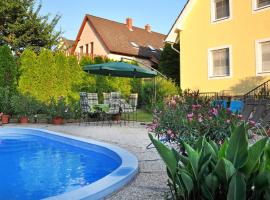 Napsug&aacute;r Vend&eacute;gh&aacute;z