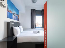 easyHotel Rotterdam City Centre, hotel i Rotterdam