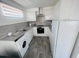 pro-let one bed apartment Ipswich sleeps up to 4, apartment in Westerfield