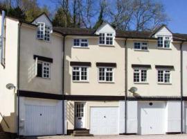 10 Wye Rapids Cottages, hotel in Symonds Yat