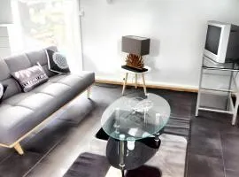 Studio lumineux avec vue sur la mer à Baillif – 45 m² + Terrasse
