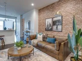 Lofts at 30th - Urban Escape - Minutes to Broadway