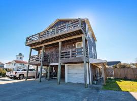 NH300, Driftwood Dreams- Oceanside, Near shopping, Close to Ocean!, cottage di Nags Head