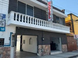 Hotel Villa 12, Hotel in San Juan del Río