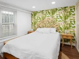 Quiet Convenient 2-Family House - Tropical Design