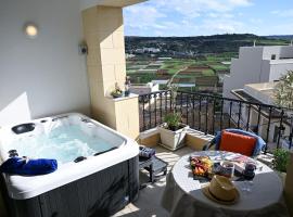 Ta'lonza Luxury Near Goldenbay With Hot Tub App3, pezsgőfürdős hotel Mellieħában