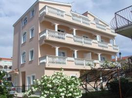 Rooms & Apartments Ana 2, hotell i Zadar