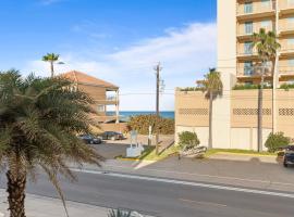 Beachview Get-AWAY @ Fantasy Circle, hotel i South Padre Island