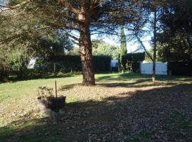 Ocean, forest, surf and garden at Vert-Bois, cottage di Grand-Village-Plage