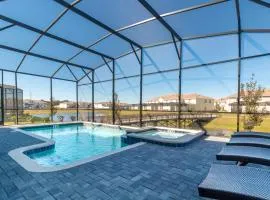 2957 FS - Luxury Oasis: 6BR Villa Pool Game