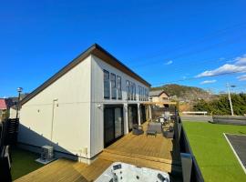 PRIVATE VILLA NAGI - Vacation STAY 75390v, Hotel in Tateyama