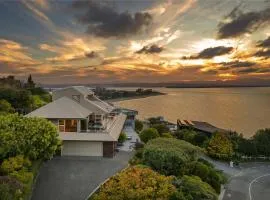 Aquavista - Beautiful Views over Tasman Bay