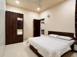3BHK - Entire property - New listing at OFFER PRICE, feriebolig i Aurangabad