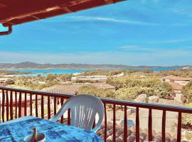 Sweet Homes Sea View With Pool, viešbutis mieste Baja Sardinia