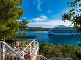 Diamond Sea - Vacation House with Private Parking and a Big Terrace over the Sea