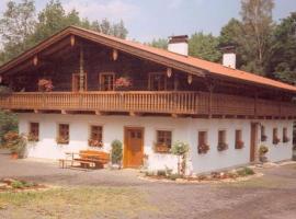 2 holiday guesthouse Posthof, sumarhús í Waldmünchen