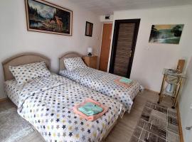 Apartment Buklija, alojamento na praia em Plužine