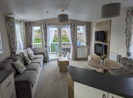 11 Meadow View, resort village in Newquay