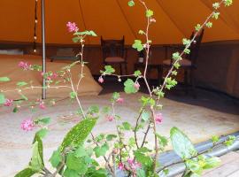 Glamping Hoeve Thenaers, luxury tent in Gingelom