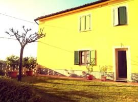 Casa tra le Colline, hotel v destinaci Grazzano Badoglio