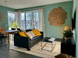 LITELIVING Cozy Suite - Sauna - Balkon - Parken - BBQ - Modern & Gemütlich