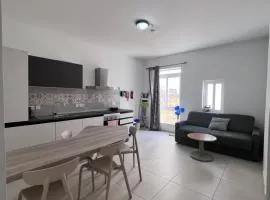 Sunshine Court Apartment No 1