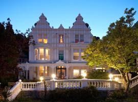 Escape Boutique B&B, five-star hotel in Llandudno