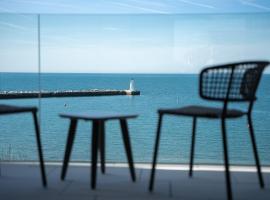 Blu Mare Hotel: Novigrad şehrinde bir otel