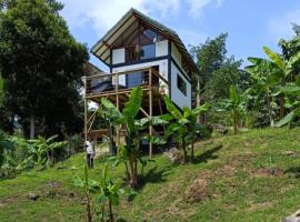 Refugio Cabaña San Carlos Antioquía C, отель, где разрешено размещение с домашними животными в городе Сан-Карлос