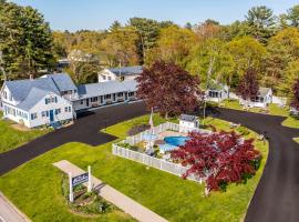 The Beaches Guestrooms and Cottages, hotel di Wells