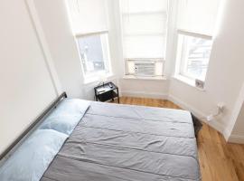 Deluxe Studio Apt Close to NYC, local para se hospedar em Union City