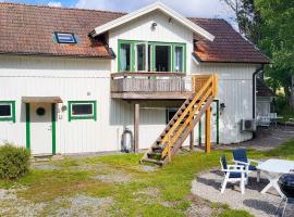 Holiday home HUNNEBOSTRAND XIII, готель у місті Гуннебустранд