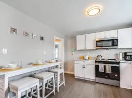 Updated Jamestown Home - 5 Mi to HPU!