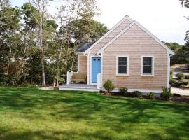 43A Old County Road South Harwich Cape Cod The Cottage, semesterhus i Harwich Port