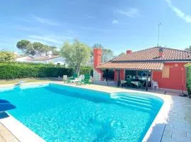 Holiday home in Isola di Albarella 49974