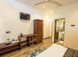 Lotus Grand View Hotel