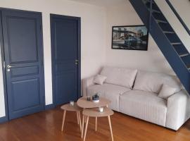 triplex, centre-ville, terrasse, hotel in Nogent-sur-Marne