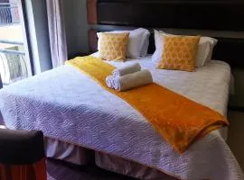 Ultra Upmarket Modern Studio Apartment at Bains Lodge