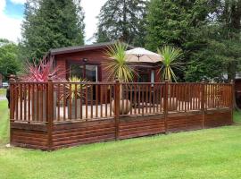 Happy Days Lodge - Windermere, hotel in Windermere
