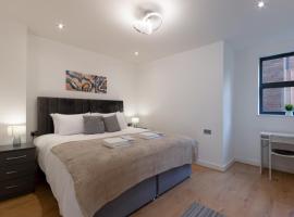Modern Two Bedrooms Flat in Julien Road, CR5, London, lejlighed i Coulsdon