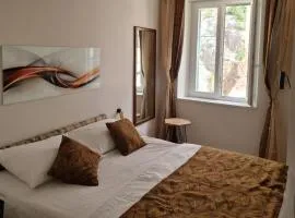 Old Town Apartment