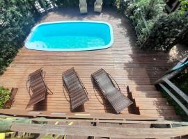 Pousada Baia Rosa, hotel with jacuzzis in Praia do Rosa